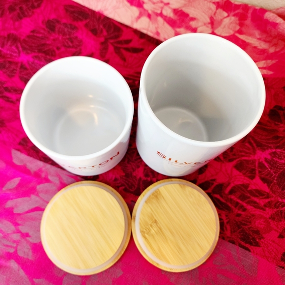 Silverton Holiday Ceramic Canister Set. NIB. - Picture 4 of 7